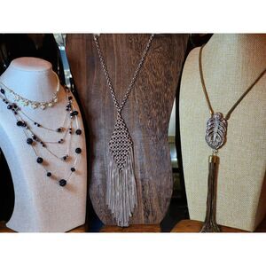 Charming Charlie Necklace Lot–5 Pieces–Statement & Tassel Styles – Mixed Metals